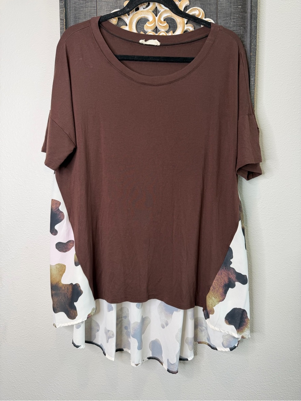 Avery Brown Short-Sleeve Top with Patterned Layered Hem